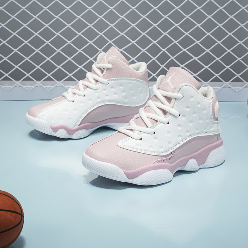 Zapatos de baloncesto para niños, niños y niñas 2025 nuevo cuero impermeable antideslizante zapatos deportivos con suela suave para niños mayores al por mayor