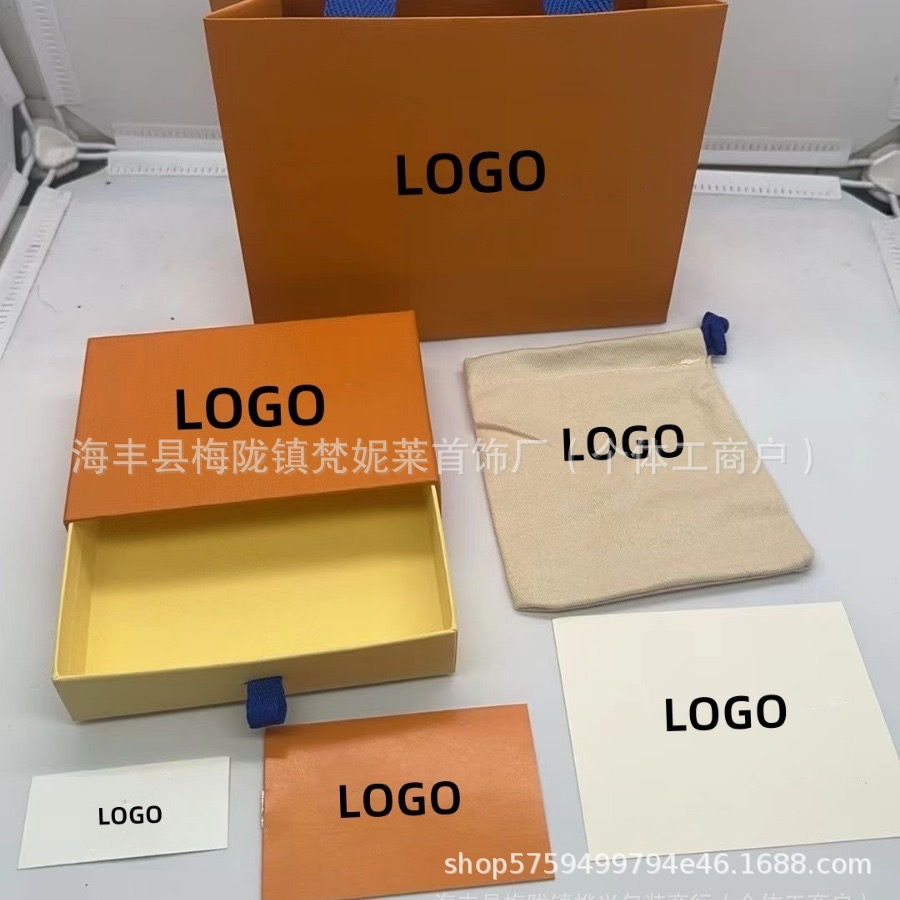 카운터 포장(스토어 홈페이지에 링크 있음)