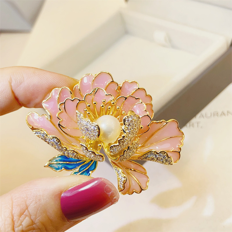 Classical Enamel Peony Flower Brooch Natural Freshwater Pearl Exquisite High-grade Chinese Style Cheongsam Hanfu Accessories Pin