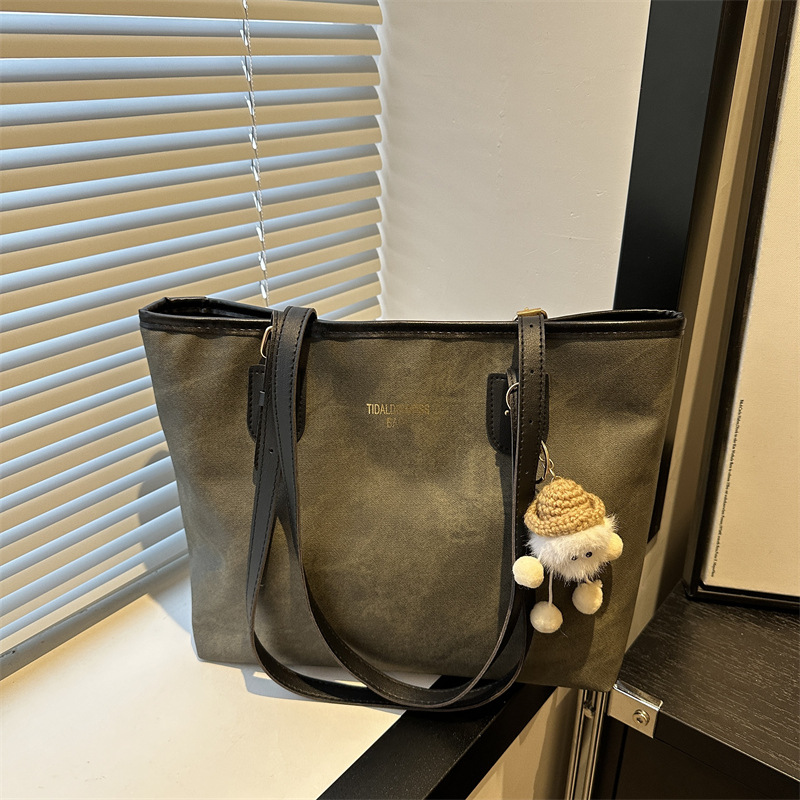 Bolsos para mujer 2024 invierno nuevo estilo este año popular bolso de alta capacidad bolso de hombro de ocio bolso de clase para estudiantes universitarios