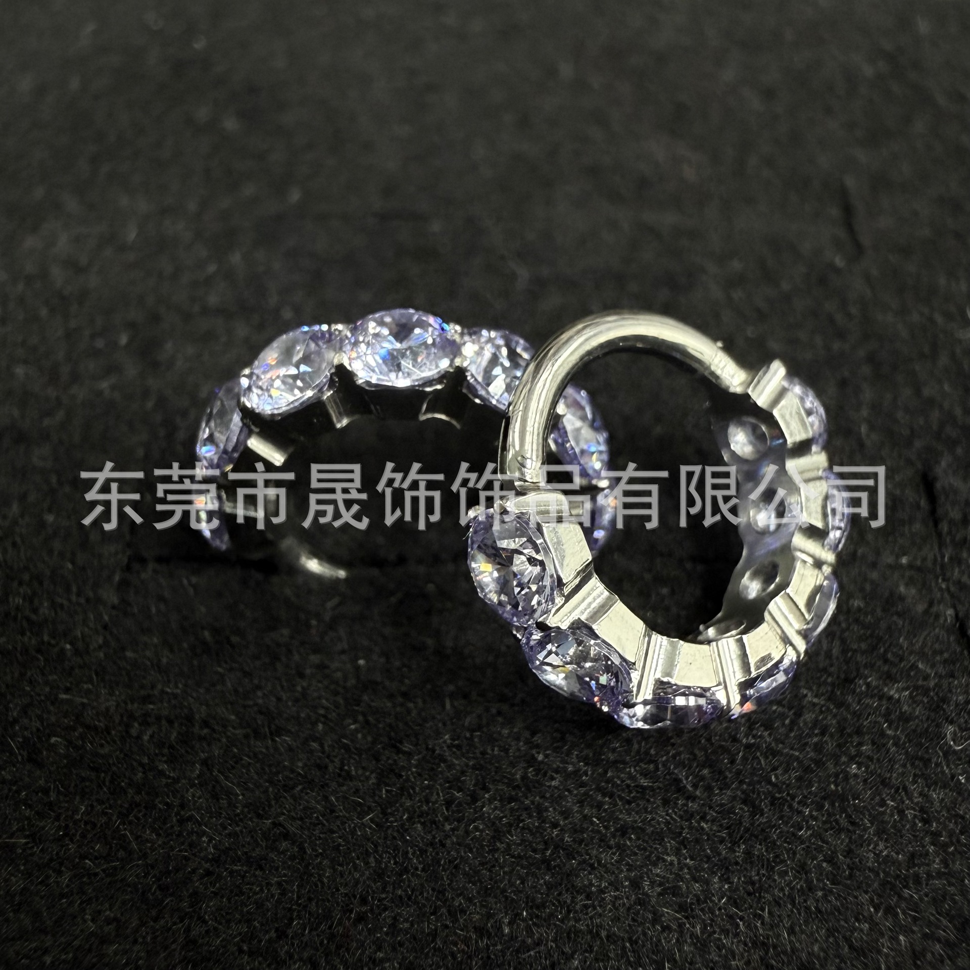 F136 Titanium Earring Set With Cubic Zirconia Nose Hoop 闭口 Ring G23 Implant Grade Titanium Lip Ring Septum 人体 Piercing Jewelry