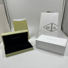 梵克雅宝四叶草手链项链手镯戒指首饰高端包装礼盒十花毛衣链包装