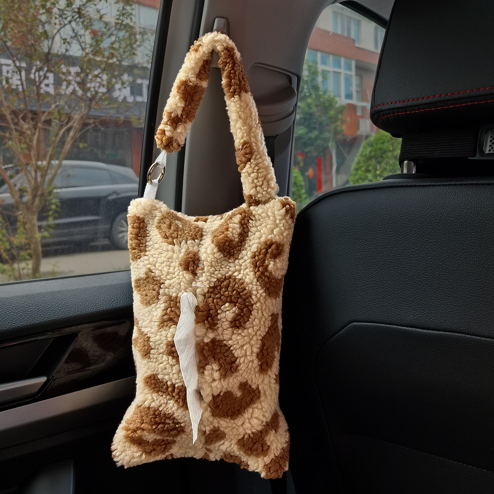 Caja de toallas transfronterizas de alto nivel de sensación de leopardo en el respaldo del automóvil toallas colgando bolsas de extracción de artículos de decoración interior del automóvil