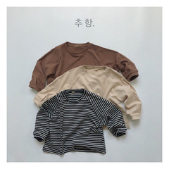 Korean children's striped base shirt for autumn and winter, unisex children's retro bat sleeve base shirt, non-pilling, soft and fluffy base shirt