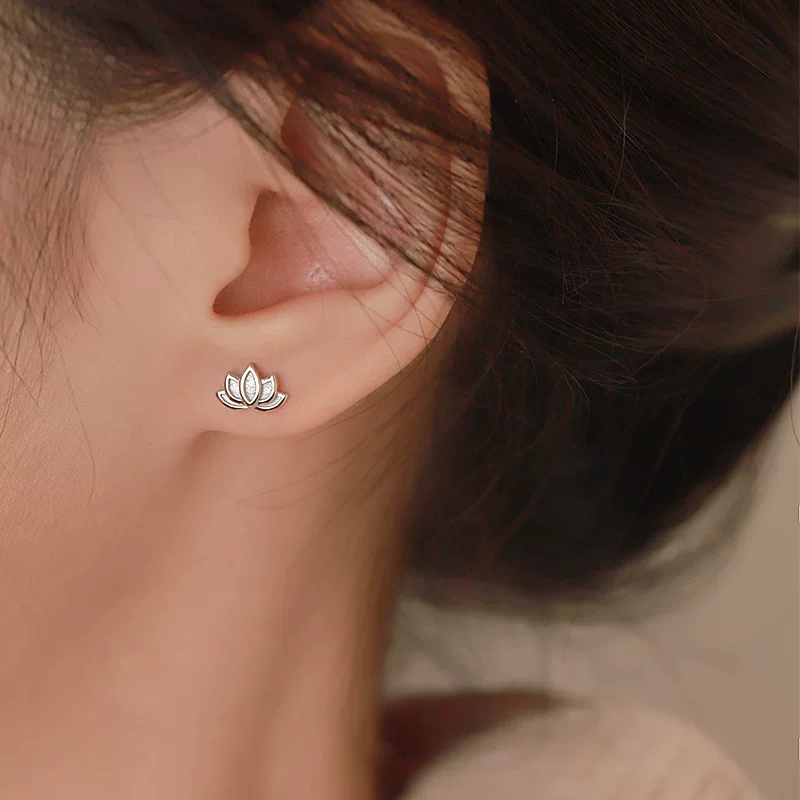 Retro earrings, Chinese style, flowered
