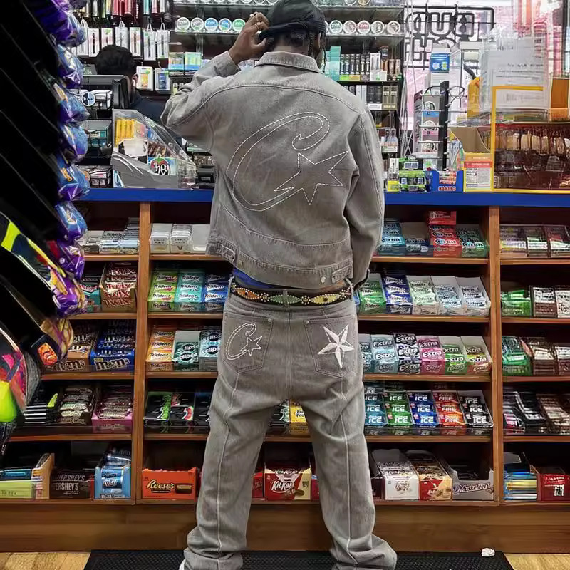 New Style Jeans with Star Embroidery, American High Street Retro Distressed Casual Five-Point Pants, Trendy