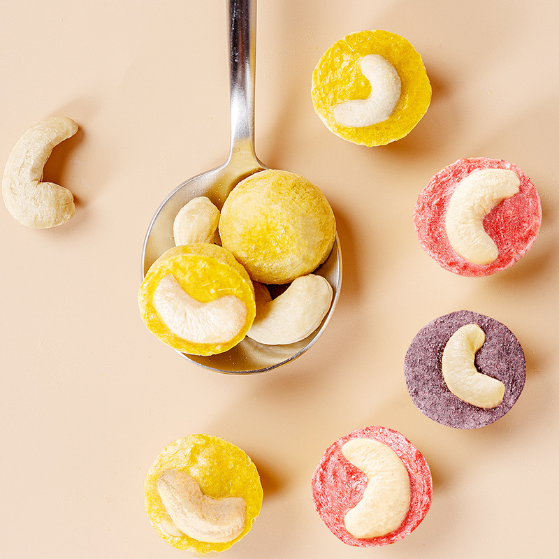 Dehydrated Mango Cashew Nuts Strawberry Five Black Cashew Mixed Mountain Fruit Dried Snacks Ready-to-Eat Snack