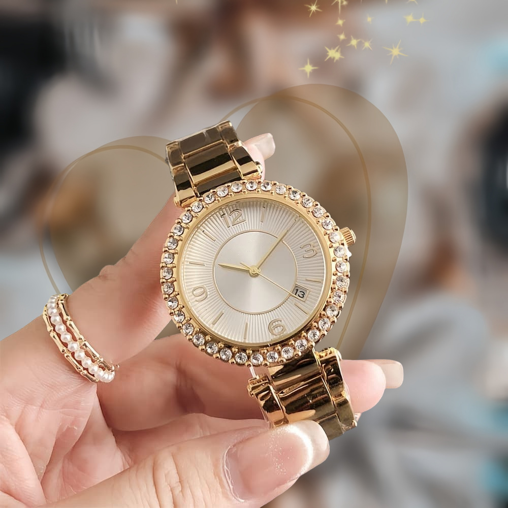여성용 안개꽃 시계의 새로운 모델, 밝은 별이 빛나는 하늘 스틸 밴드 시계, 인터넷 유명인 상품, 패션 트렌드 쿼츠 시계 DW 도매