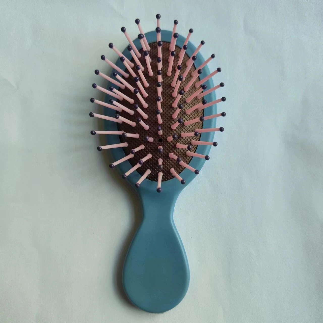 Handheld Scalp Massager Brush, Matte Finish, Soft Cushion, 14 cm Compact