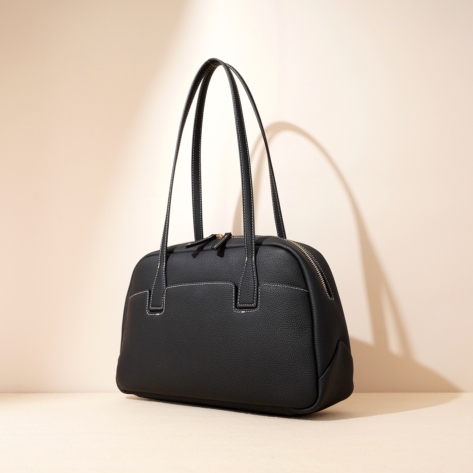 Genuine Leather Large Capacity Tote Bag For Women 2026 New Fashion Commuter Bowling Bag Handbag Shoulder Boston Bag - Thumbnail 2