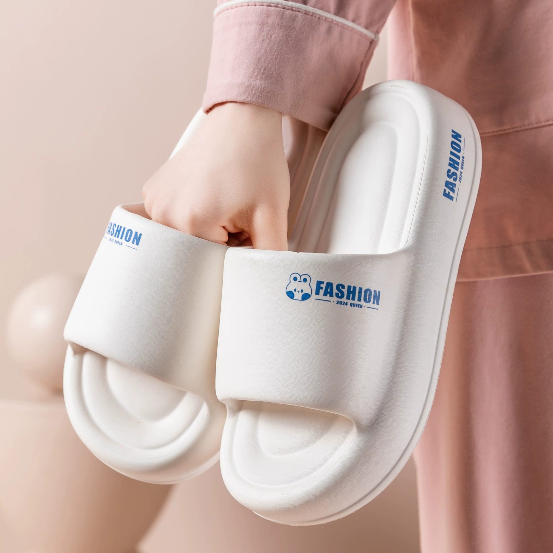 Летние женские тапочки из ЭВА с высоким низом, домашние и домашние, новые противоскользящие тапочки на толстой подошве для верхней одежды.