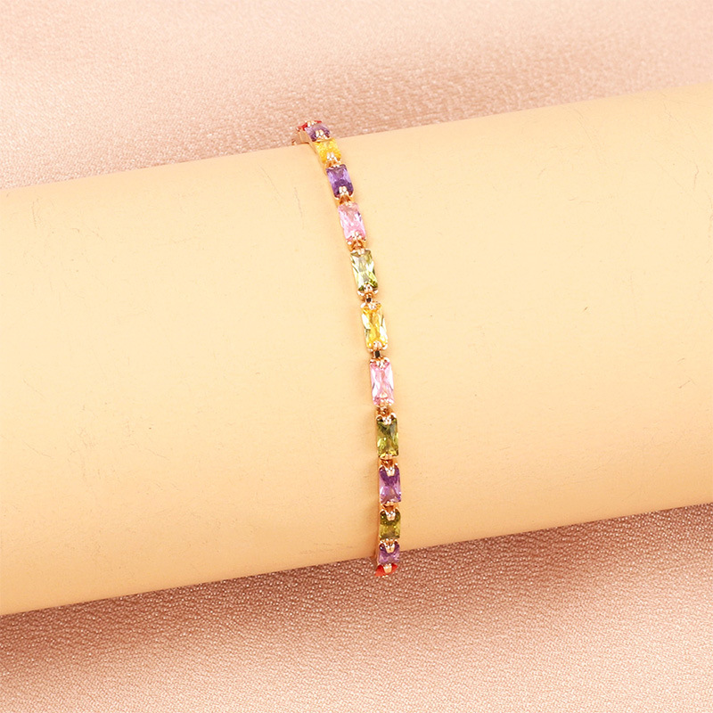 Sucré Couleur Unie Le Cuivre Bracelets Incruster Zircon Bracelets De Cuivre display picture 7