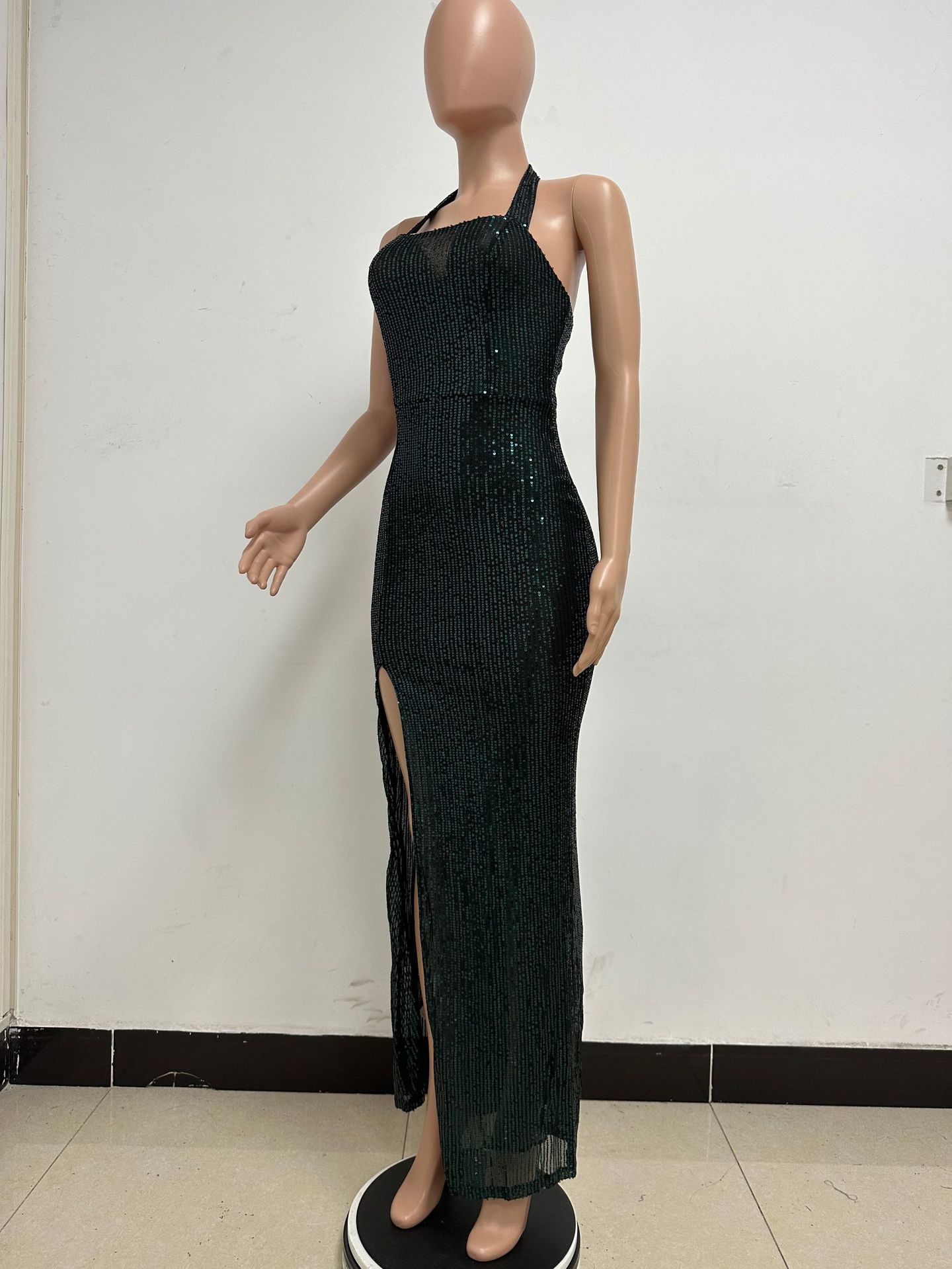 350g Weight Maxi Long Dress Dress Length Type Sleeveless Sleeve Length Party Dress Dresses Type Spandex, Polyester Fabric Type High Waist Waist Line Banquet, Party Occasion Halter Neck Neckline Slim Fit Type Solid Color Pattern Summer, Spring, Autumn Season Women's Gender Sequins Design Elegant, Sexy Style Wholesale Women's Elegant Sexy Sequins Solid Color Banquet Party Halter Neck Sleeveless Party Dress 33