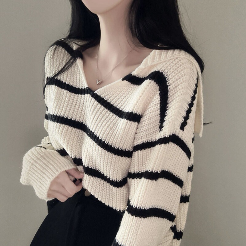 2024 autumn and winter new navy collar pullover striped sweater women's loose long sleeve v-neck sweater top fashion