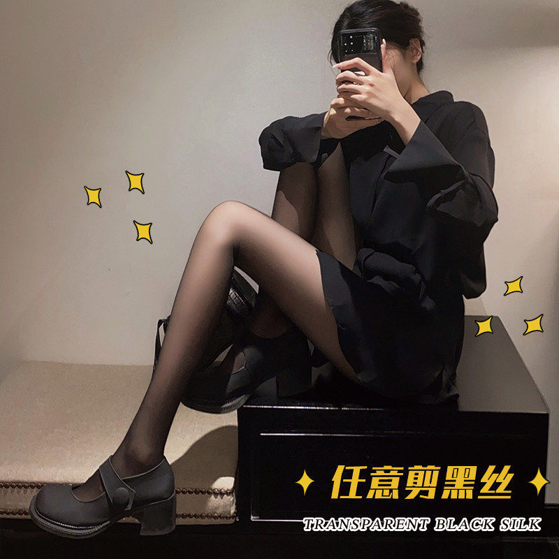 女性の夏の通気性が薄いjkのファッションタイプのふくらはぎの靴下のネットの赤いinsが膝を越えてストッキングの黒いストッキングを作ります。