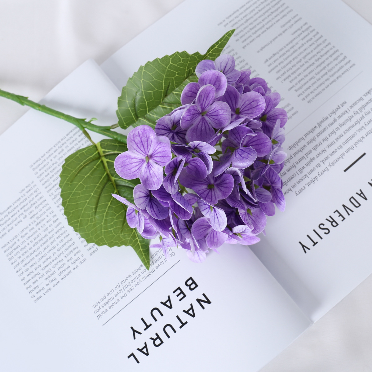 Humectante 3D sensación de mano 72 piezas de flores de imitación de hortenida decoración floral hotel diseño de boda película de flores falsas hortenida