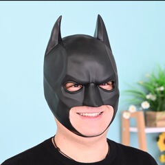 バットマンマスクのマスクbatman男のハンサムな顔の震え音の生放送の道具のハロウィンのコスプレ