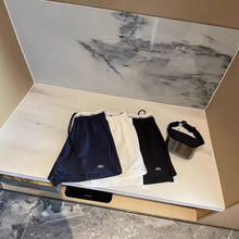 alo �W�t��ѝ2025�¿�Ů�b�ɾo����ĸѝȹͨ�ں��s�����@�����e�b