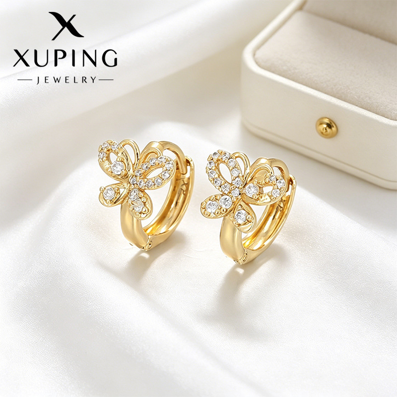 Xuping Europa y los Estados Unidos transfronterizos mariposa hueco círculo geométrico perfiles de orejas de aleación de cobre chapado 14k pendientes personalizados