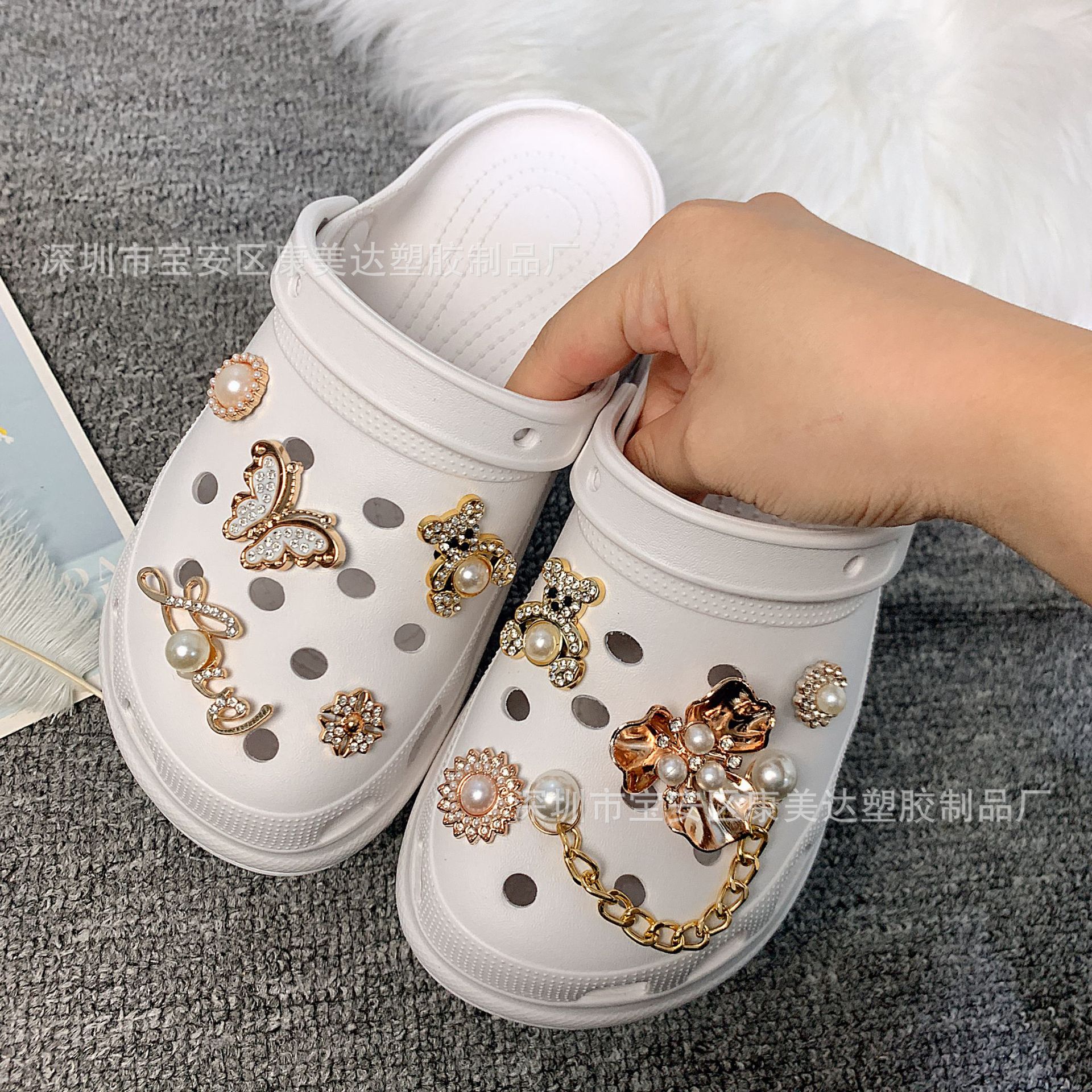 K140-Golden 베어 골든 클로버 세트 (신발 없음)