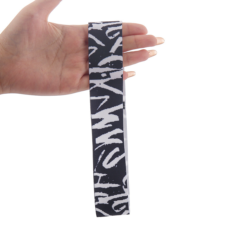 Black and white pattern