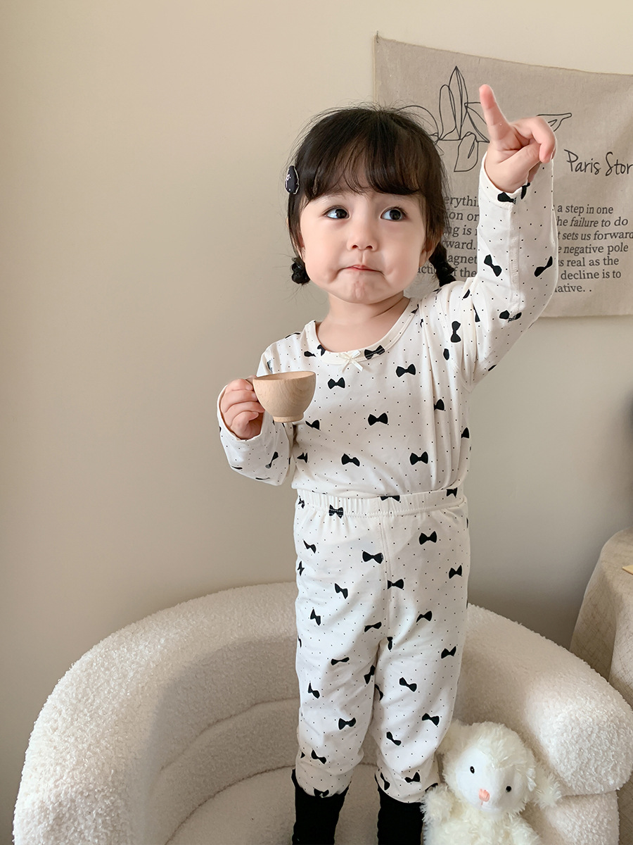 Sugar Pear ropa infantil niñas ropa doméstica set 2025 ropa de primavera nuevo niño lindo pijama de algodón de clase A bebé