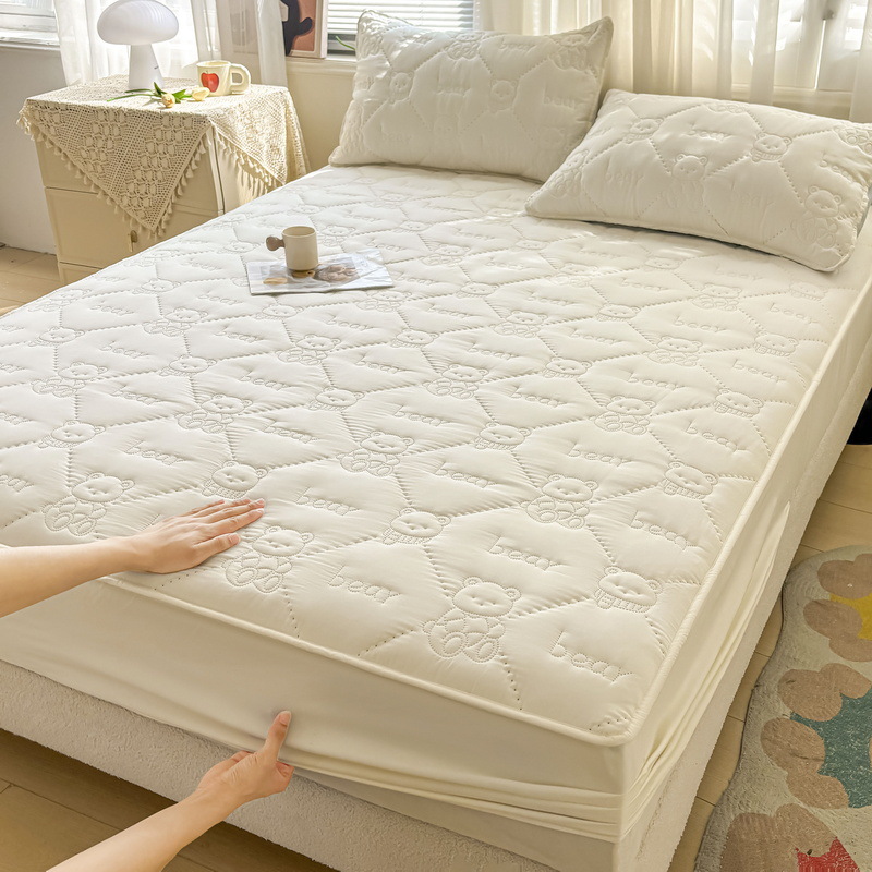 Cross-Border Brushed Bed Sheet Single Piece Bear Quilted Bed Sheet Three-Piece Set Four-Season Mattress Protector Bed Sheet Dust-Proof Bed Cover