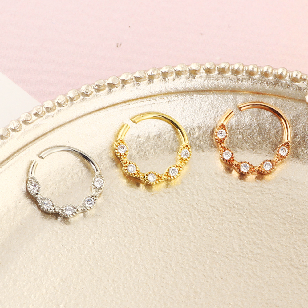 Labret piercing jewelry detail image
