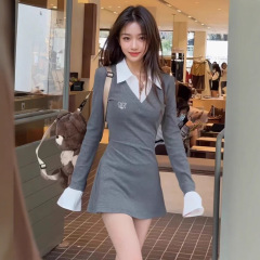 假两件灰色针织连衣裙子女秋冬季2025新款气质辣妹打底内搭包臀裙