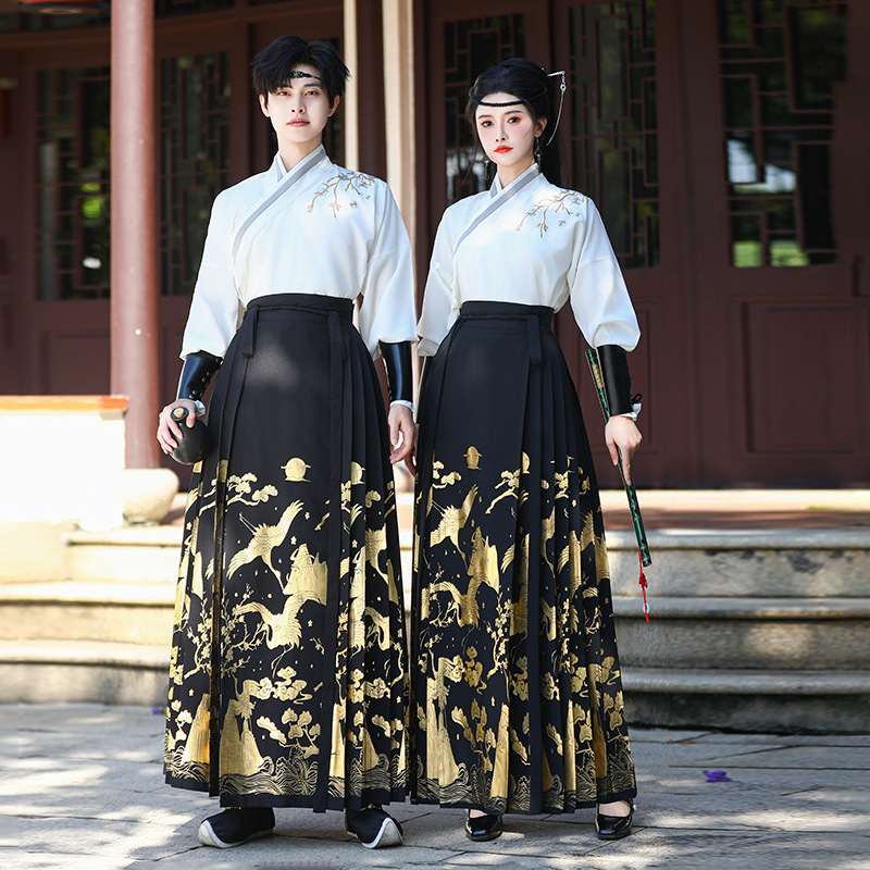 Chinese Style Plum Blossom Embroidered Top New Chinese Style Crane Bronzing Horse Face Dress for Men and Women Couple suit Ancient Style Hanfu Men