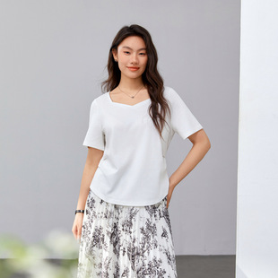 [Personalized and Chic Peach Heart Collar Casual and Versatile Slimming Look T-Shirt] Slim and Beautiful Plus Size Women's Clothing for Fat mm Spring New Style