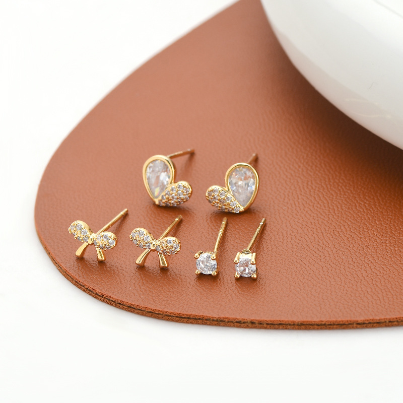 1 Set Simple Style Round Heart Shape Bow Knot Plating Inlay Copper Zircon Ear Studs display picture 4