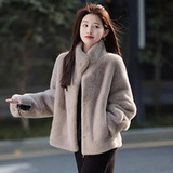 Демисезонная бархатная короткая удерживающая тепло модная куртка