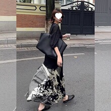 ��ɫᘿ������B��ȹŮ2025�¿��ļ������F������㴩�����ȹ���b