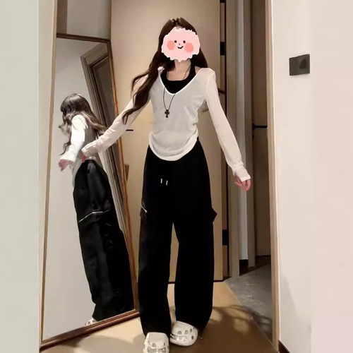 White V-neck T-shirt for Women: Stylish, Sun-Protective Long-Sleeve Cover-Up—Loose-Fitting, Slimming, and Ultra-Thin for Summer