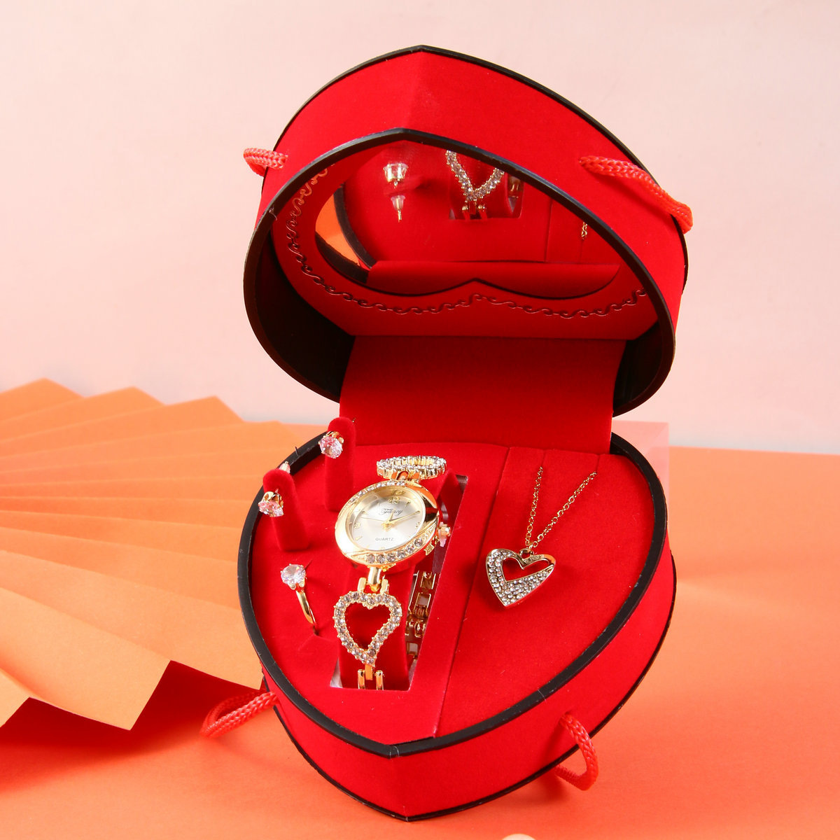 Transfronterizo completo reloj de diamante collar conjunto de amor caja de regalo de acero inoxidable día del maestro 520 regalo de vacaciones de novia