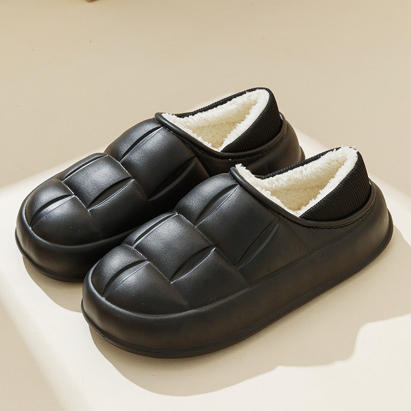 Zapatillas de algodón impermeables para mujeres invierno 2023 nuevo hogar cálido fondo grueso bolsa de confinamiento antideslizante zapatos de tacón de algodón para mujeres