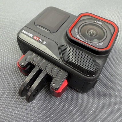 Suitable for Insta360 Ace Pro2/Pro/X5 magnetic quick-release base action camera phone holder