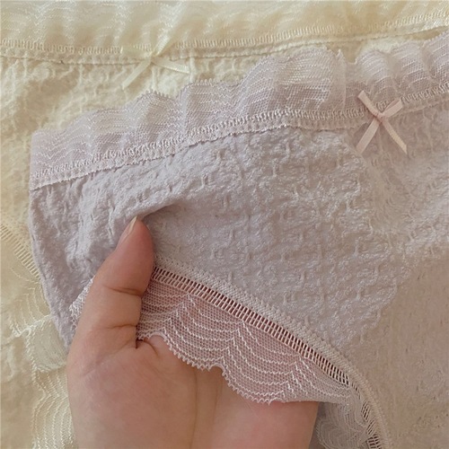 Milk Puff Soft and Highly Elastic Hip-covering Girls Day Sweet and Simple Solid Color Lace Trimmed Cotton Crotch Panties for Women