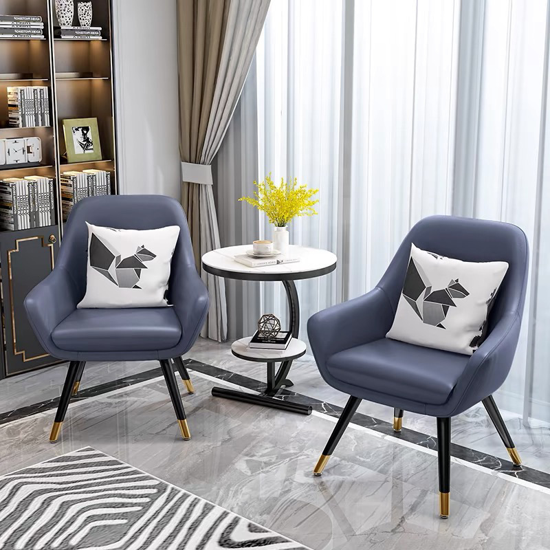 Mesa de té de balcón una mesa, dos sillas, tres juegos de mesas y sillas al aire libre, mesas de té de ocio, mesas redondas, sofá.