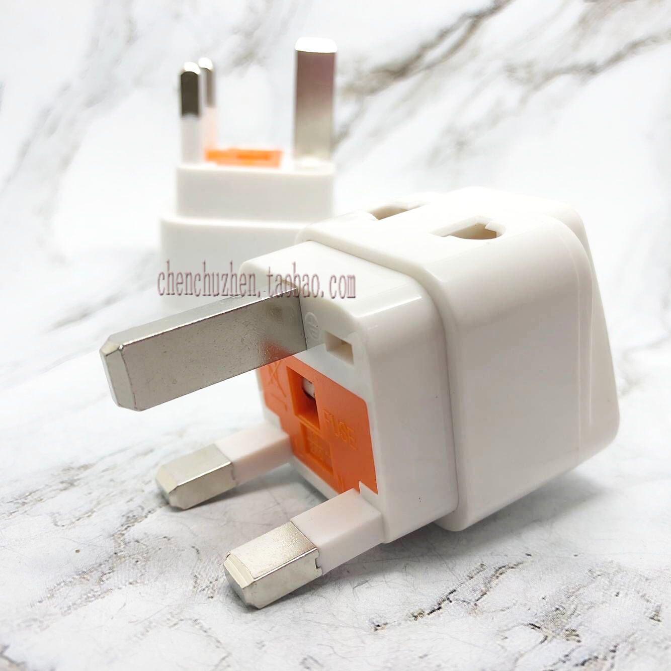 英标一转二多用全铜港式转换插头带13A保险管WDI-7S英国旅游插头