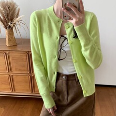 083001圆领徽章卡通长袖刺绣针织开衫外套女25秋新款修身显瘦上衣