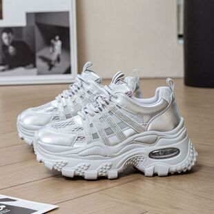 肴u�r���ϵ�ЬŮ2026���±����׃�����5cm�\�����eЬ
