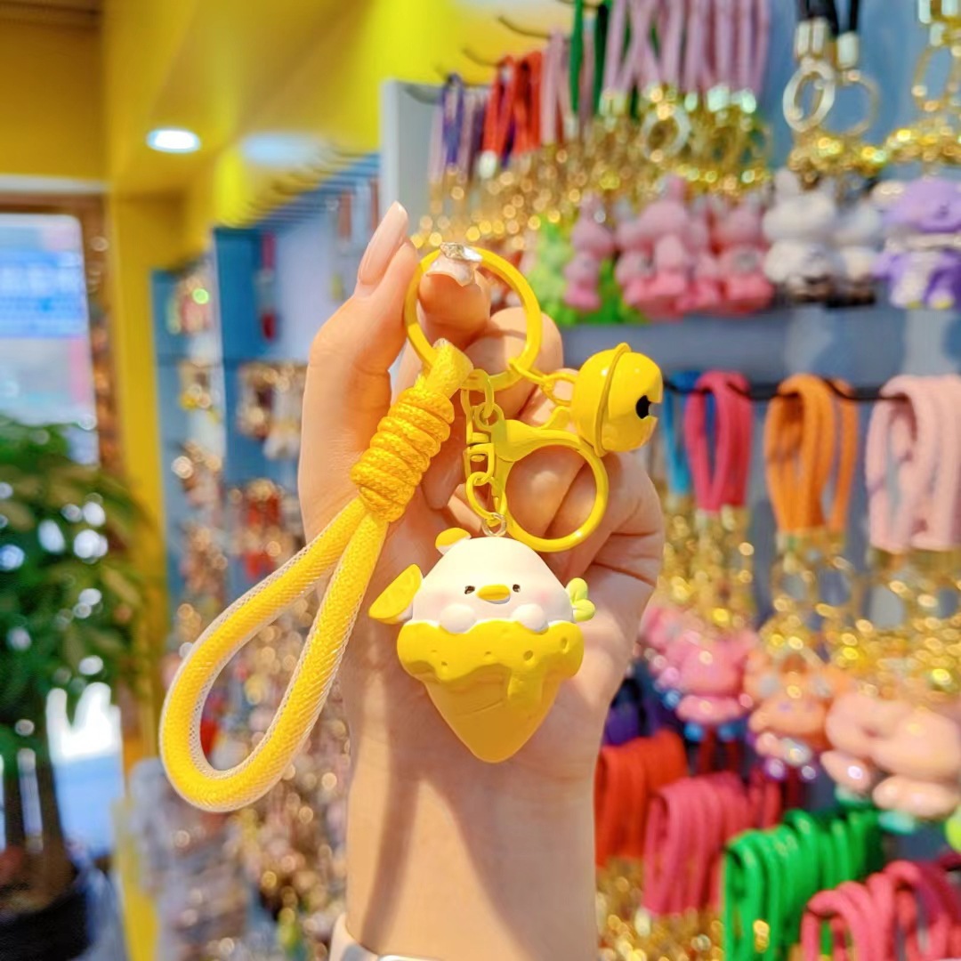 Llavero de oso de resina con colgante de muñeca de dibujos animados, cadena para teléfono móvil para mujer, llavero, colgante decorativo para bolso.