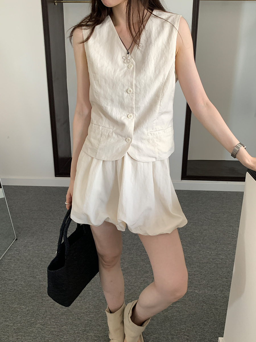 Apricot (skirt)