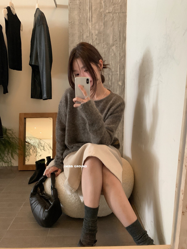 i miss韩标2025秋季慵懒风韩系宽松圆领长袖针织衫毛衣女显瘦上衣|undefined