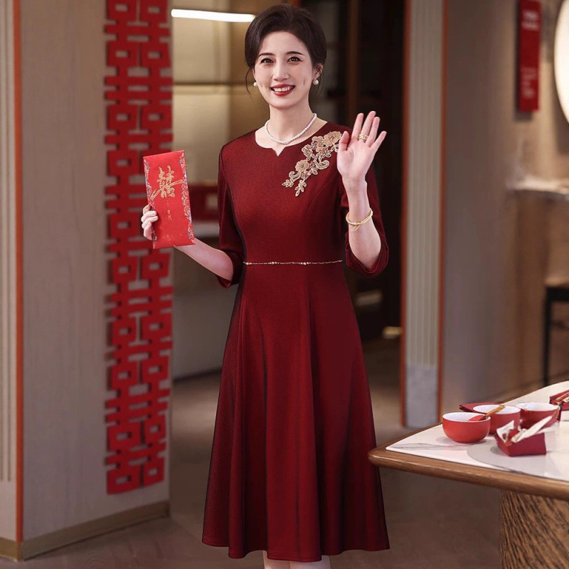 yhfs7941喜婆婆婚宴装酒红色礼服裙2025夏季洋气年轻妈妈装连衣裙|undefined