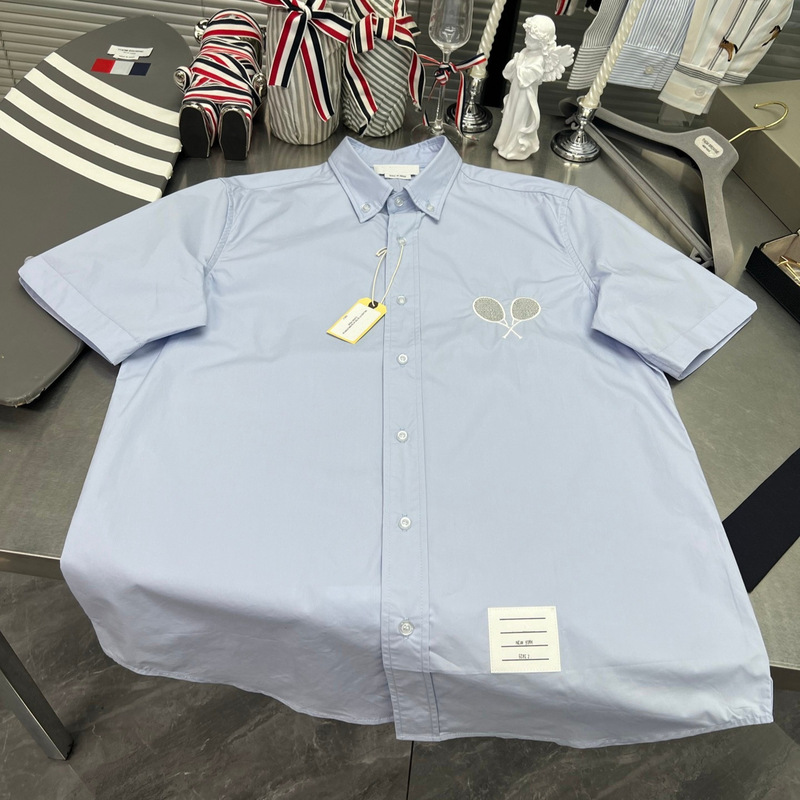Tb Shirt New Style Men's Poplin Summer Shirt with Tennis Racket Embroidery on the Chest, Striped Design, Unisex Pointed Collar Short-Sleeve Shirt