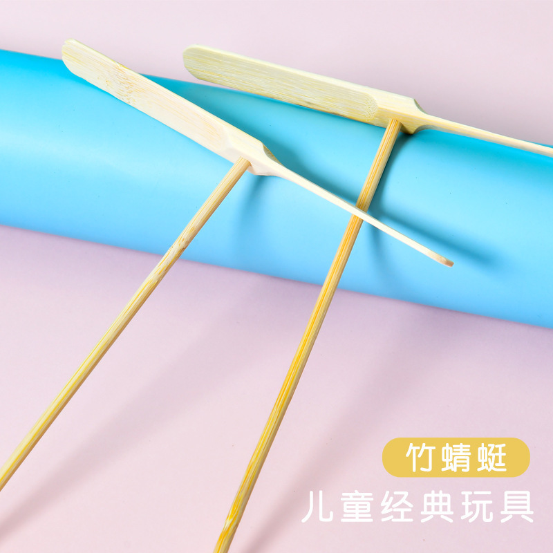 Children's Toys Large Bamboo Dragonfly Hand-Cranked Flying Fairy Summer Nostalgic Outdoor Night Market Stall Small Toys in Stock Wholesale