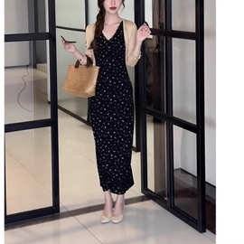 御姐碎花吊带连衣裙女2025夏季气质薄款上衣蕾丝收腰长裙子